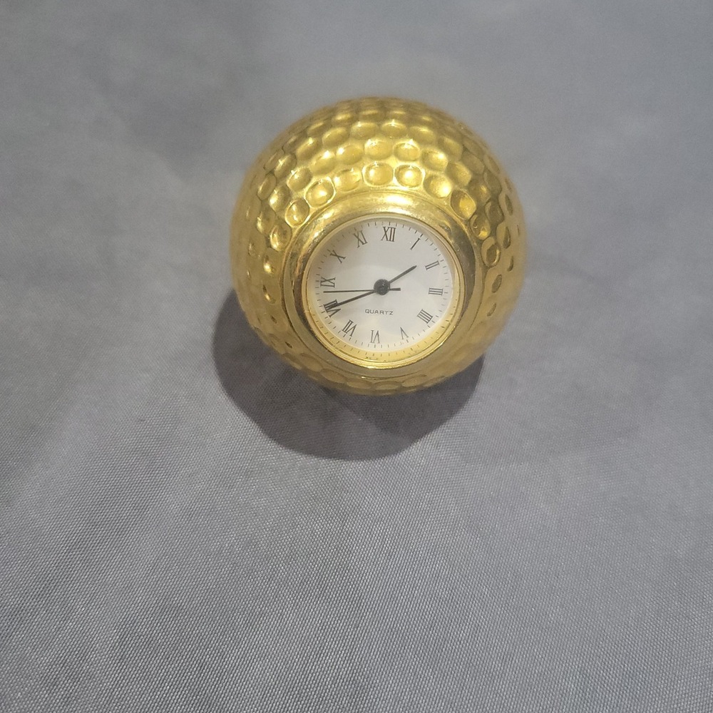 Vtg Gold Tone Golf Ball Desk Top Paper Weight Clock